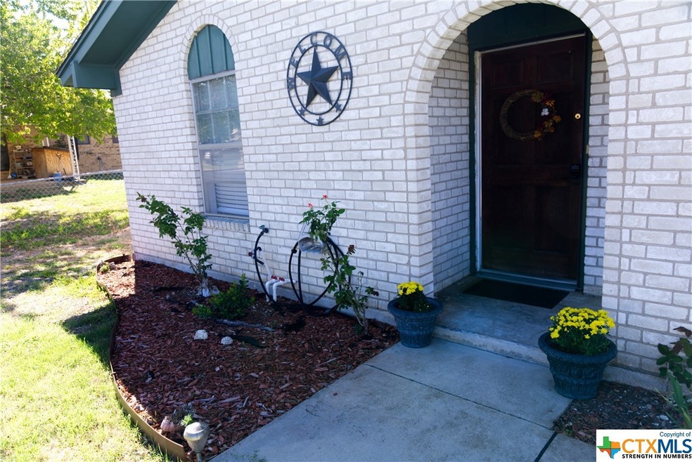 102 Myra Lou Ave, Copperas Cove, TX 76522 - photo 1