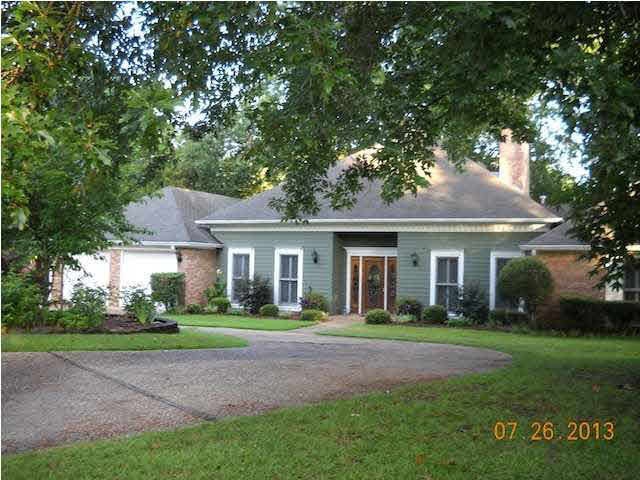Welcome to 118 Paradise Point Drive!
