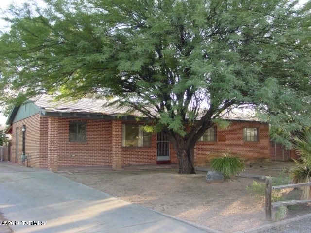 2816 E 5th St, Tucson, AZ 85716 - photo 1