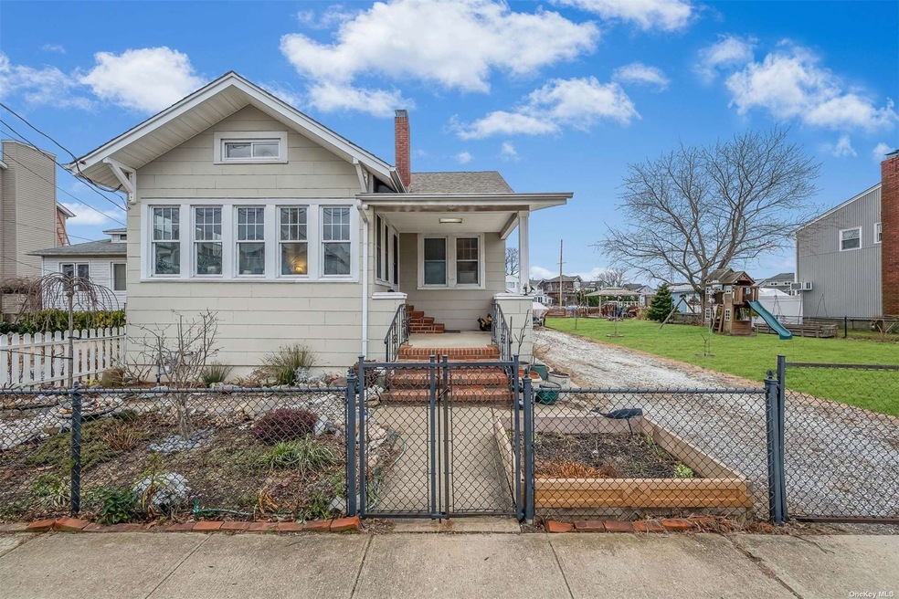 157 Gordon Place, Freeport, NY 11520 - photo 1