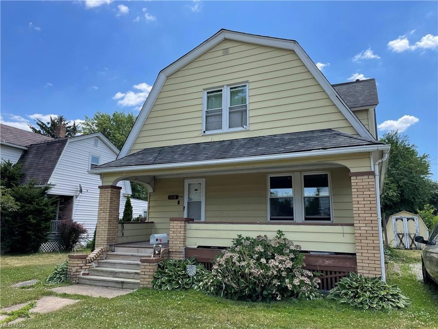 2426 E 32nd St, Lorain, OH 44055 - photo 1