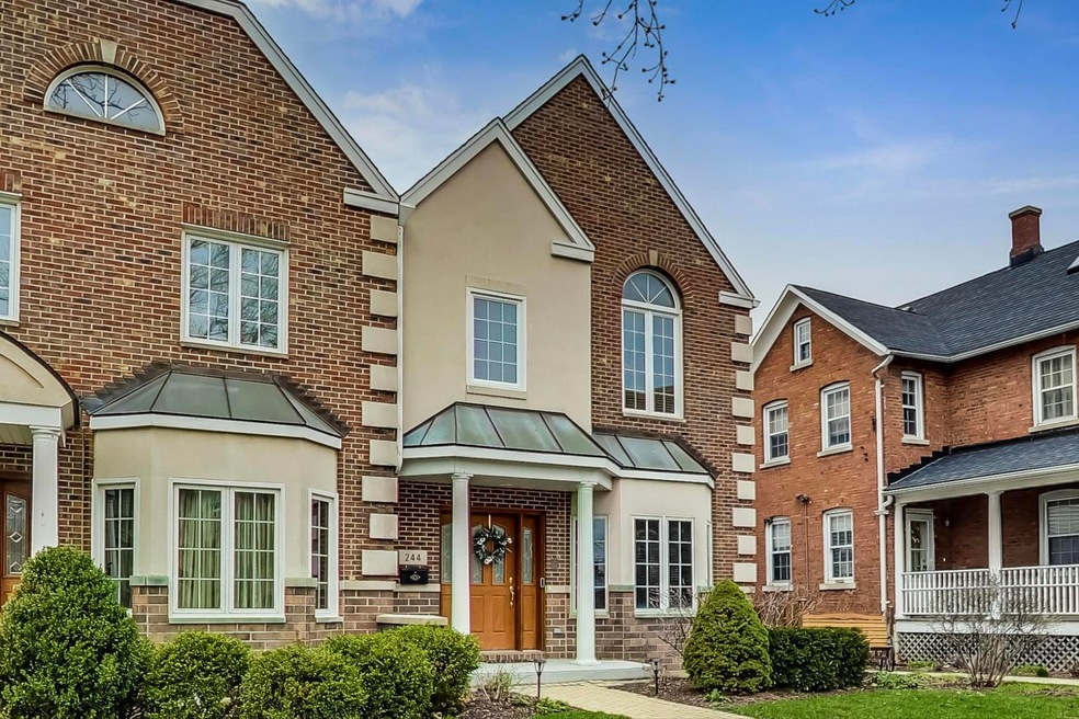 244 N Addison Ave, Elmhurst, IL 60126 - photo 1