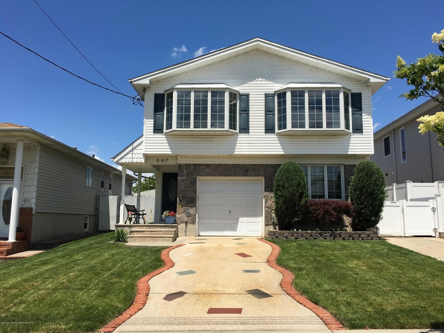 647 Rathbun Ave