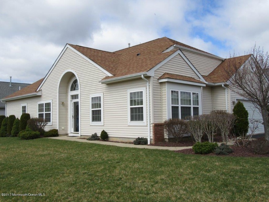 274 Valencia Dr, Monroe Township, NJ 08831 - photo 1