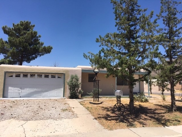 1909 Snow Dr, Alamogordo, NM 88310 - photo 1