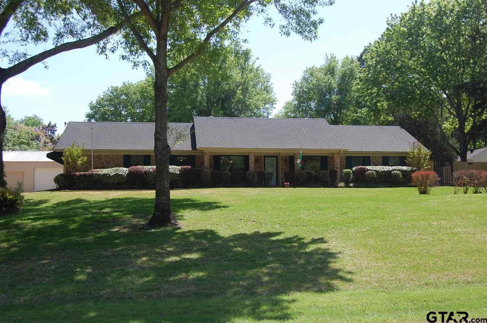 1423 Jeb Stuart Dr, Tyler, TX 75703 - photo 1