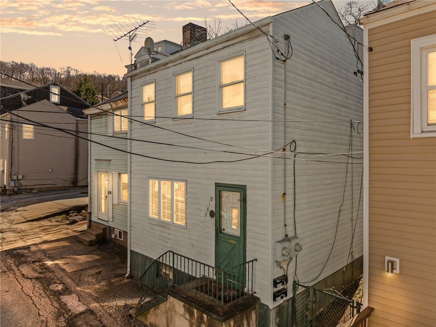 Welcome to 2810 Edwards Way!
