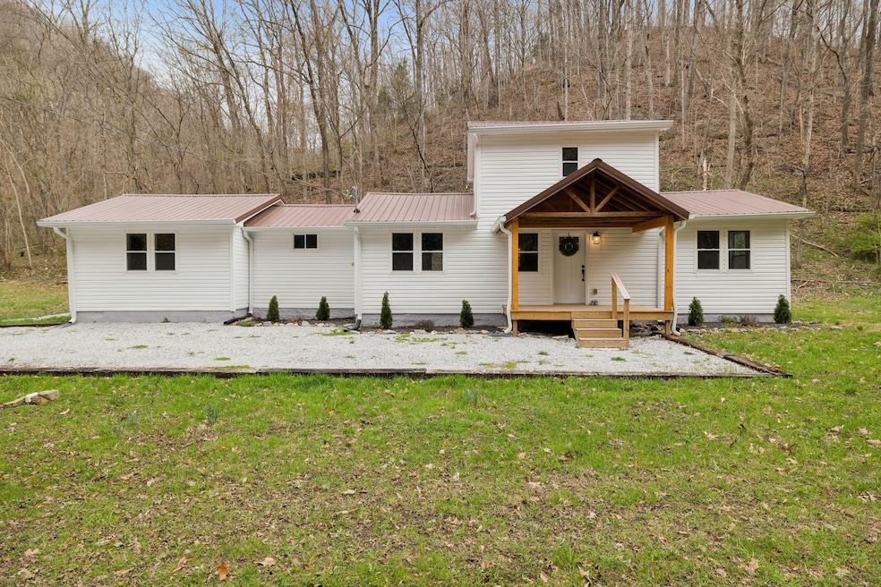 1069 Pleasant Shade Hwy, Pleasant Shade, TN 37145 - photo 1