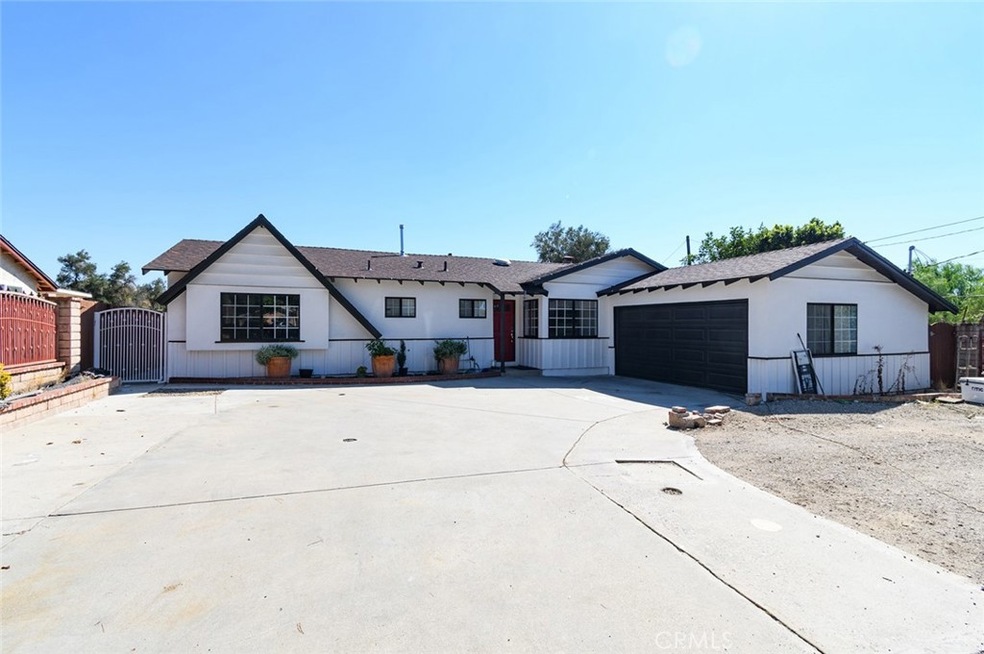 14646 Bledsoe St, Sylmar, CA 91342 - photo 1