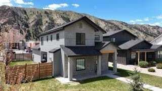 Under Contract $929,000 • Co-Listing Agent