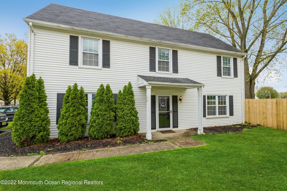 25_80FieldcrestWay_57_FrontView_Custom_R