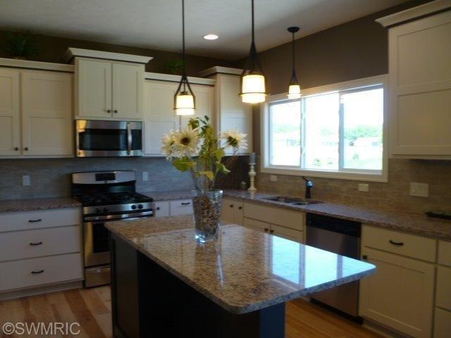 7198 Limerick Ln unit 74, Byron Center, MI 49315 - photo 1