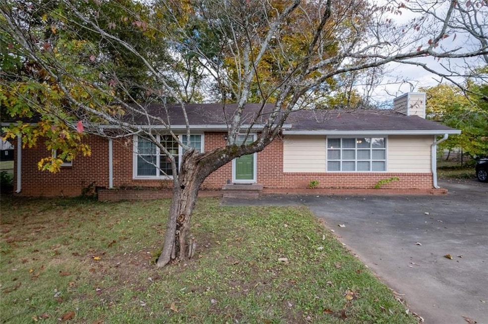 Sold $320,000 • Co-Listing Agent