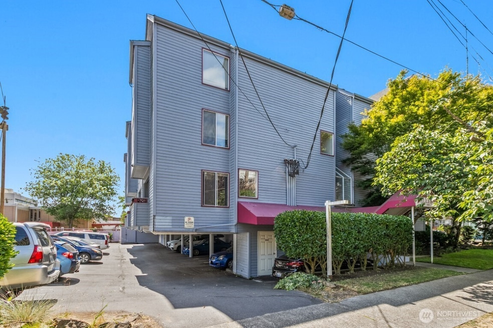 For Rent $1,900/month