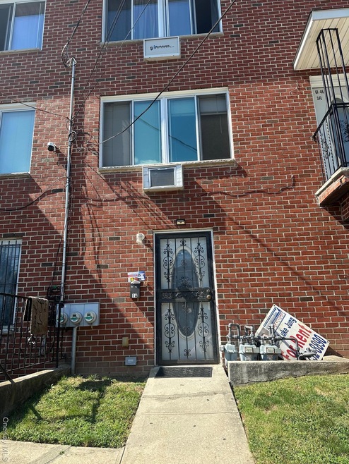 6150 162nd St, Flushing, NY 11365 - photo 1