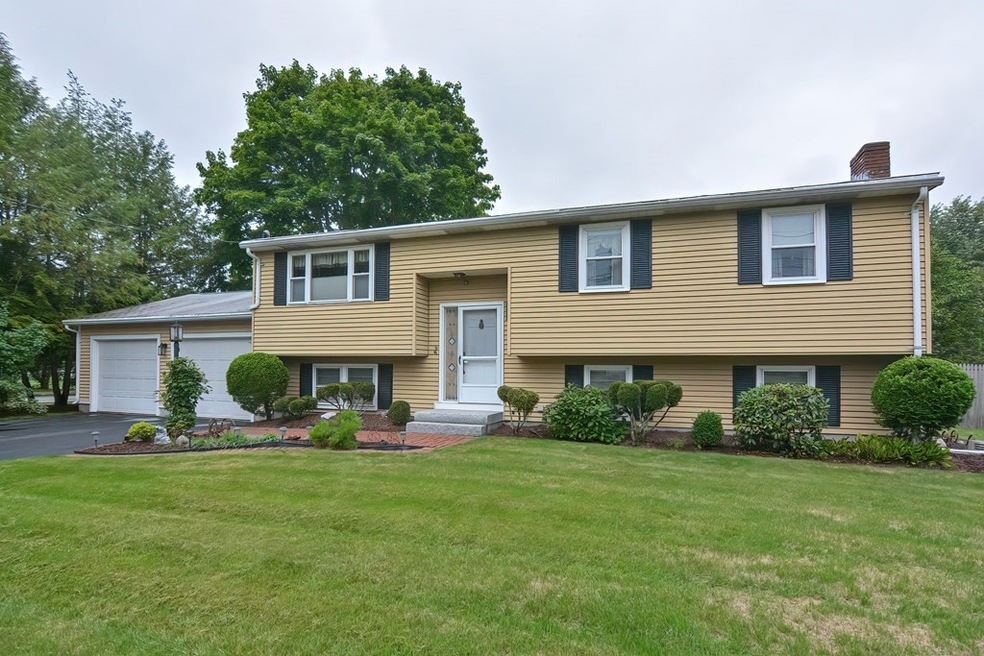 1405 West St, Mansfield, MA 02048 - photo 1