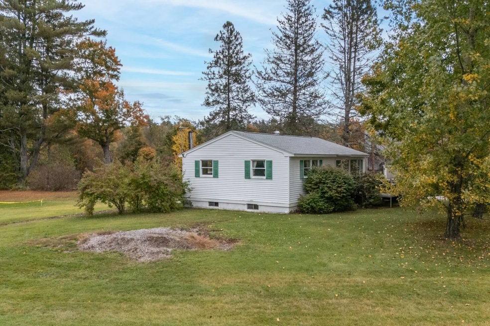 103 Webster Mills Rd, Chichester, NH 03258 - photo 1