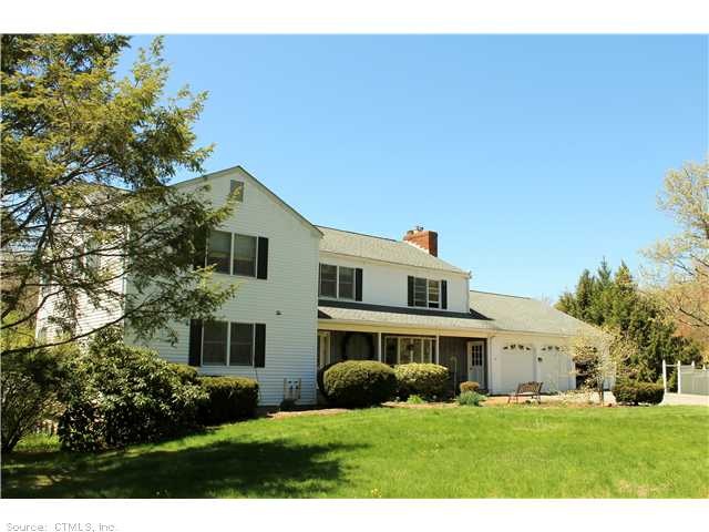 Exterior Front. Spacious 6 bedroom Colonial
