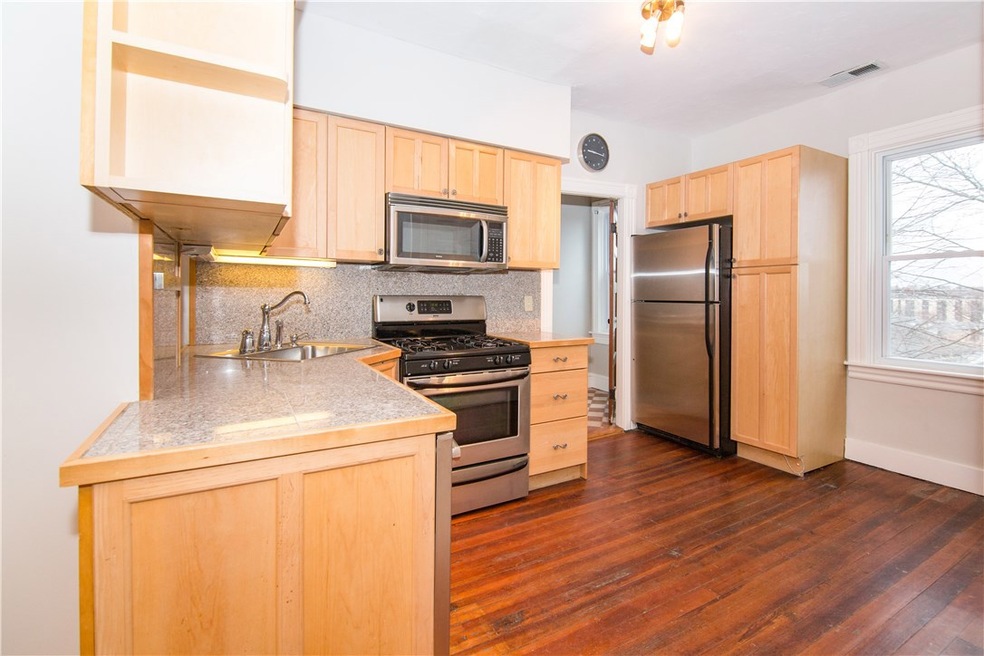 18 Harvard St unit 3, Pawtucket, RI 02860 - photo 1