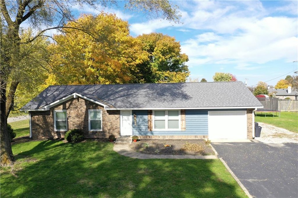 1310 W Grant St, Thorntown, IN 46071 - photo 1