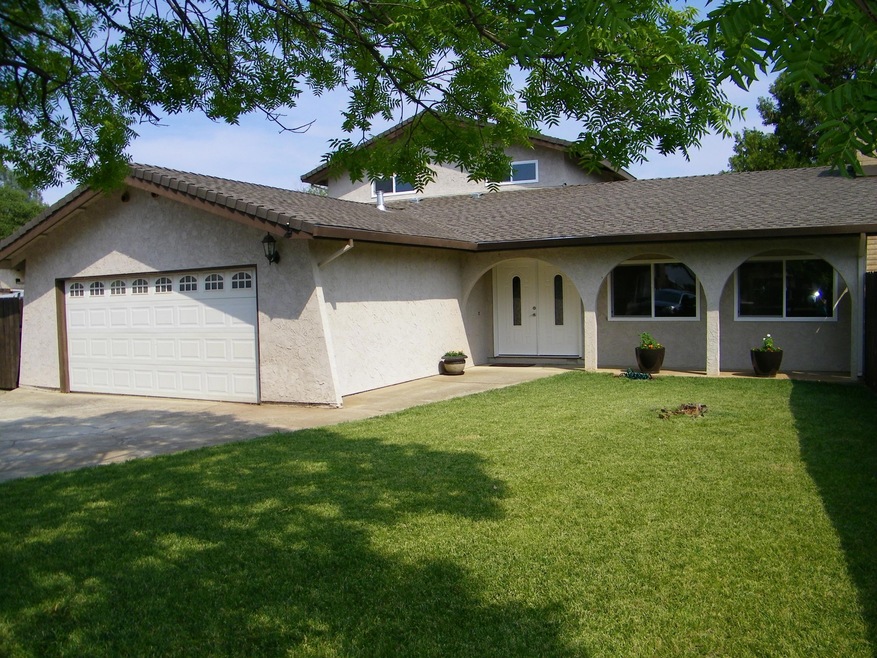 2571 Erin Ln, Redding, CA 96002 - photo 1