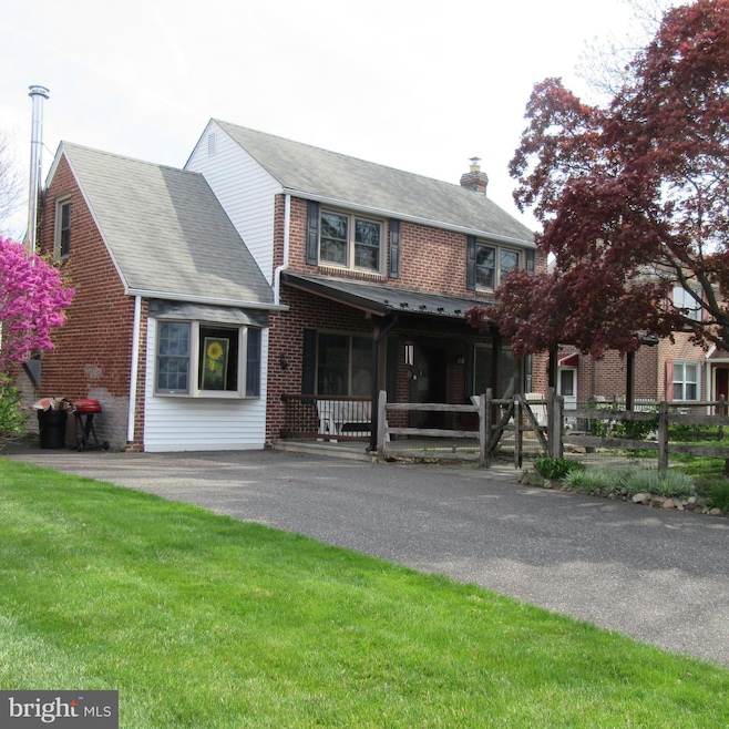 2411 N Greenhill Rd, Broomall, PA 19008 - photo 1