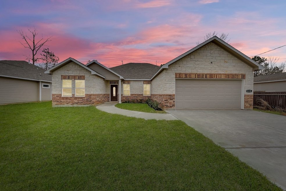 Pending $275,000 • Co-Listing Agent