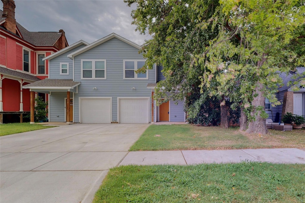 618 W Sears St, Denison, TX 75020 - photo 1