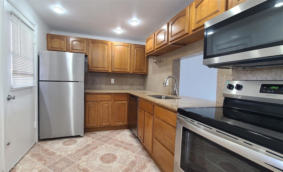 2800 NW 56th Ave unit A305, Lauderhill, FL 33313 - photo 1