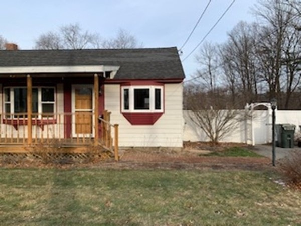 1075 Mammoth Rd unit 1075, Dracut, MA 01826 - photo 1