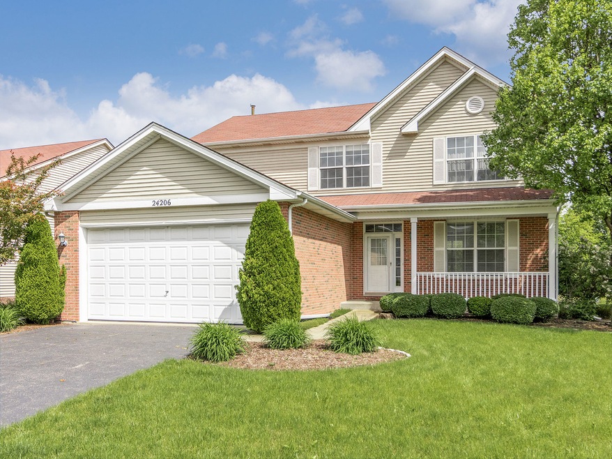 24206 Apple Tree Ln, Plainfield, IL 60585 - photo 1