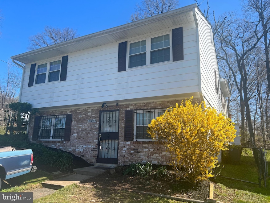 6415 Valley Park Rd, Capitol Heights, MD 20743 - photo 1
