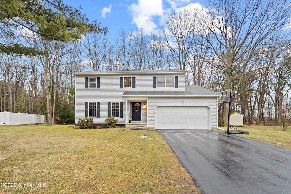 48 Esopus Dr, Clifton Park, NY 12065 - photo 1