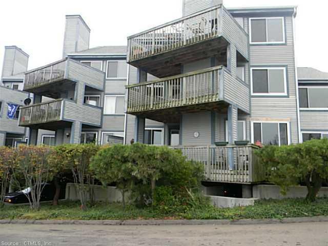 2 Mansfield Grove Rd unit 165, East Haven, CT 06512 - photo 1