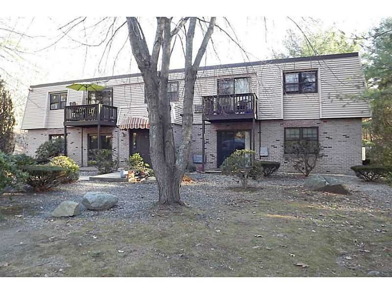 11 Apple Valley Pkwy unit 9, Greenville, RI 02828 - photo 1