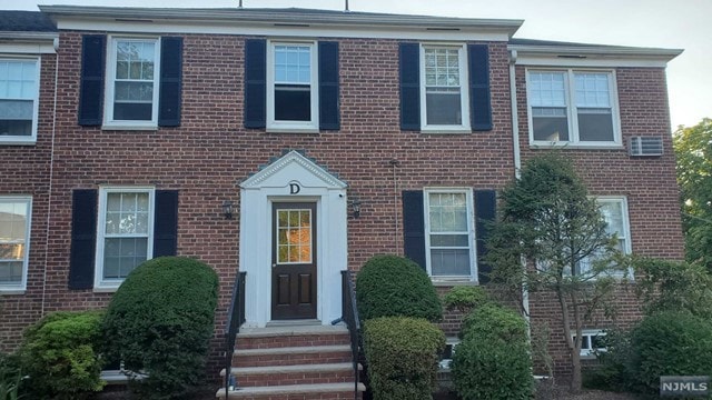 101 Gates Ave, Montclair, NJ 07042 - photo 1