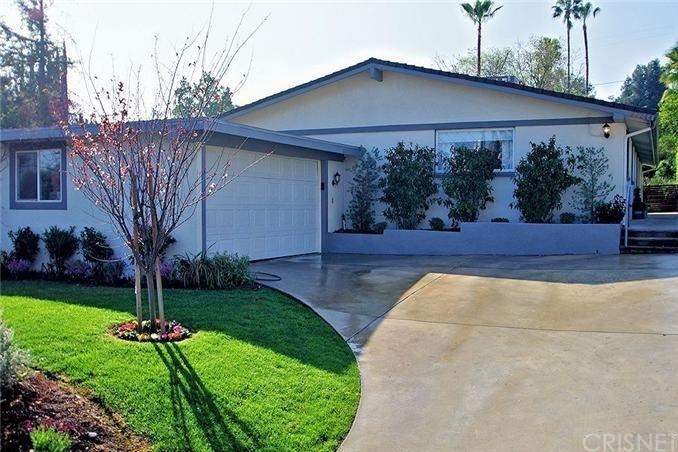 22244 Flanco Rd, Woodland Hills, CA 91364 - photo 1