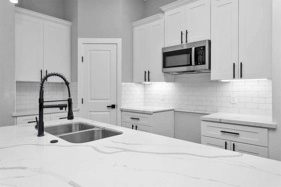 6918 Dumble St unit A, Houston, TX 77021 - photo 1