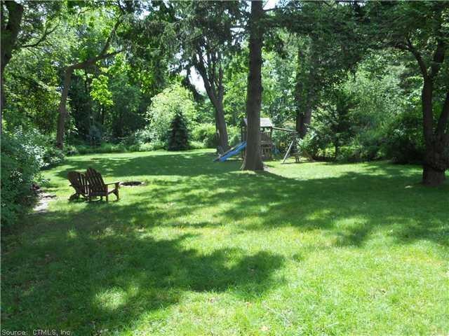 45 Hepburn Rd, Hamden, CT 06517 - photo 1