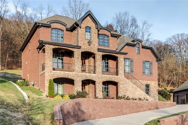 Welcome to 316 Hamlets End Way in the Hamlet of Avalon, a Gated Community in CoolSprings.