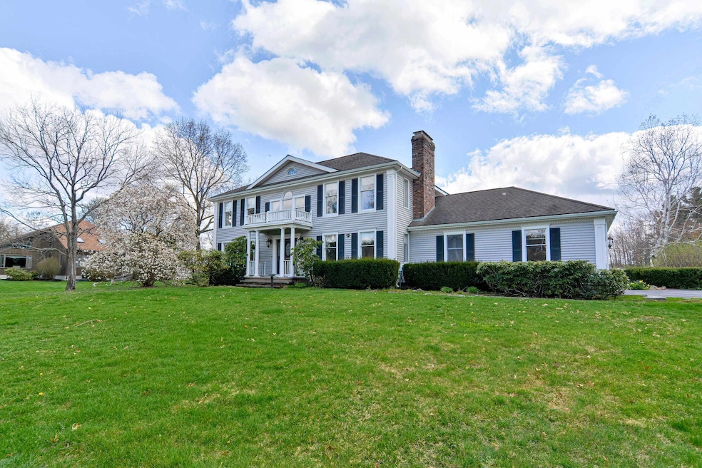 53 Sky View Dr, Pelham, NH 03076 - photo 1