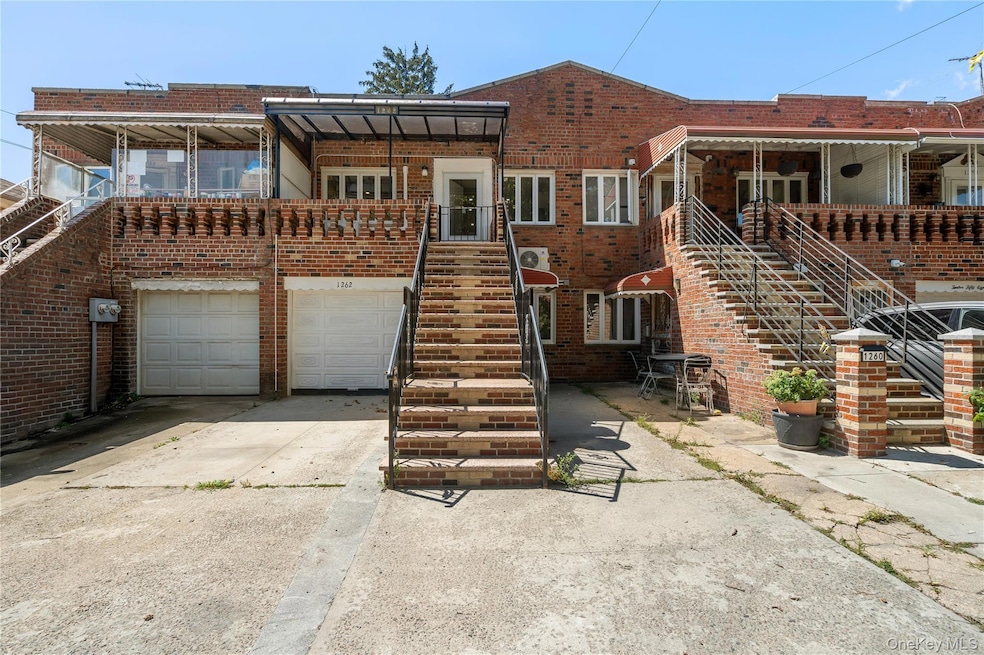 Pending $849,999 • Co-Listing Agent