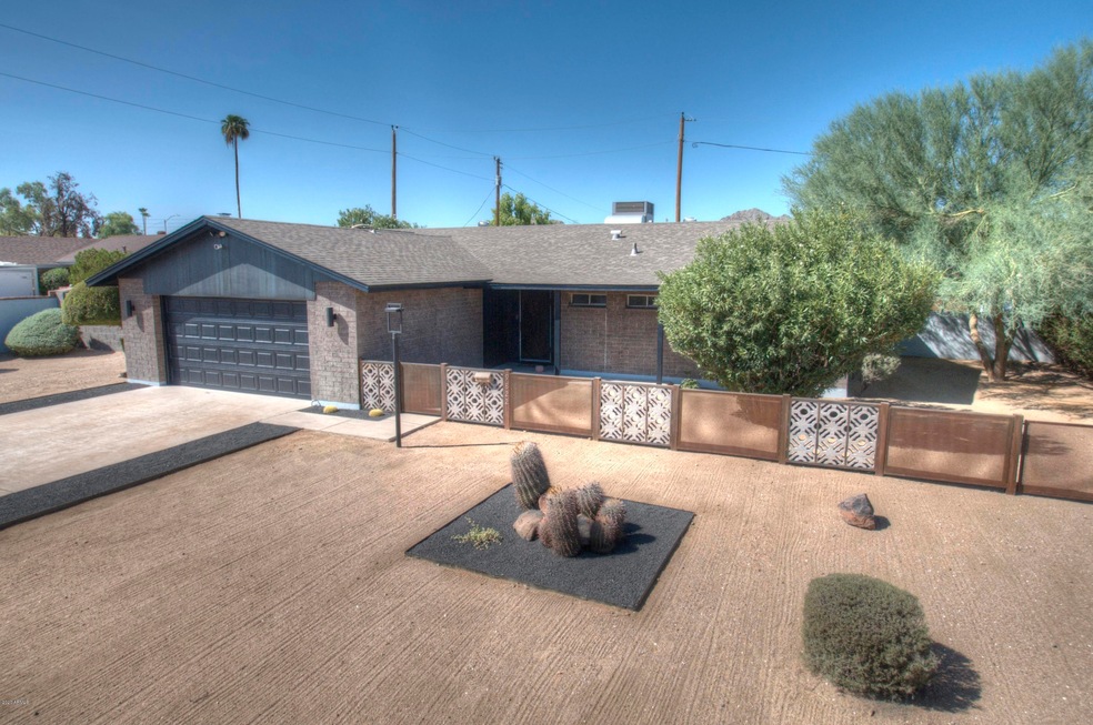 Front_Yard