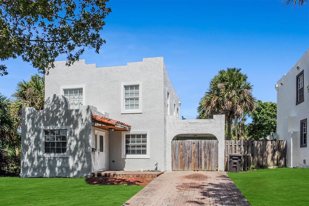 957 39th Ct, West Palm Beach, FL 33407 - photo 1