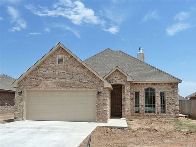603 NW Granite Ave, Cache, OK 73527 - photo 1
