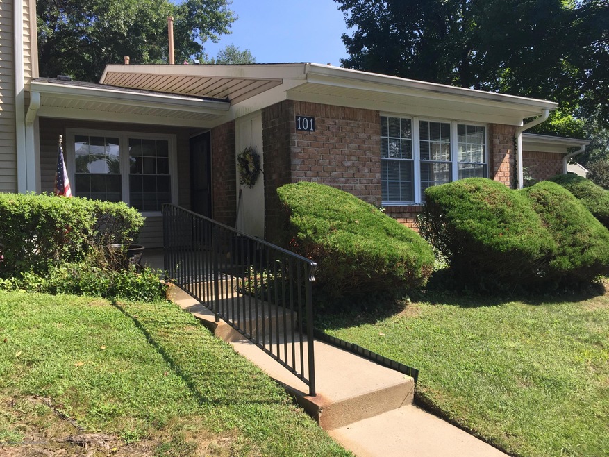 101 Quince Ct unit 270, Red Bank, NJ 07701 - photo 1