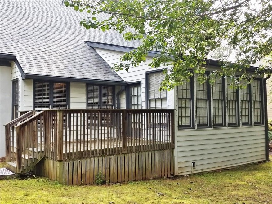 3746 Club House Ct, Marietta, GA 30066 - photo 1