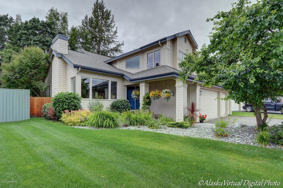 Welcome to 7530 Labrador Circle