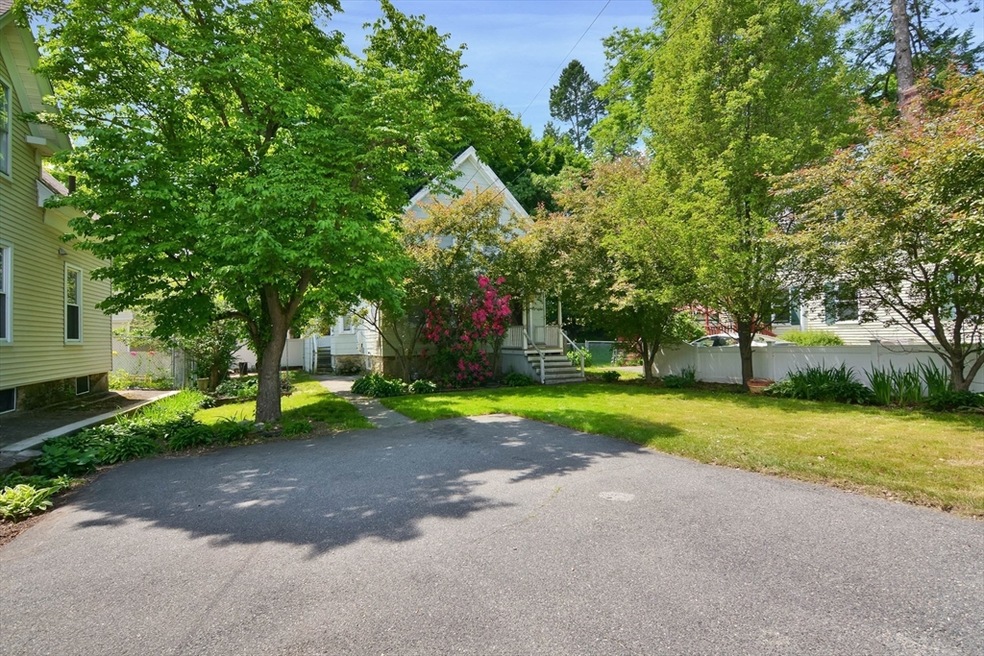 54 Railroad St, Methuen, MA 01844 - photo 1