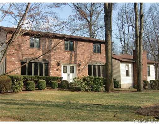 7 White Birch Ct, New City, NY 10956 - photo 1